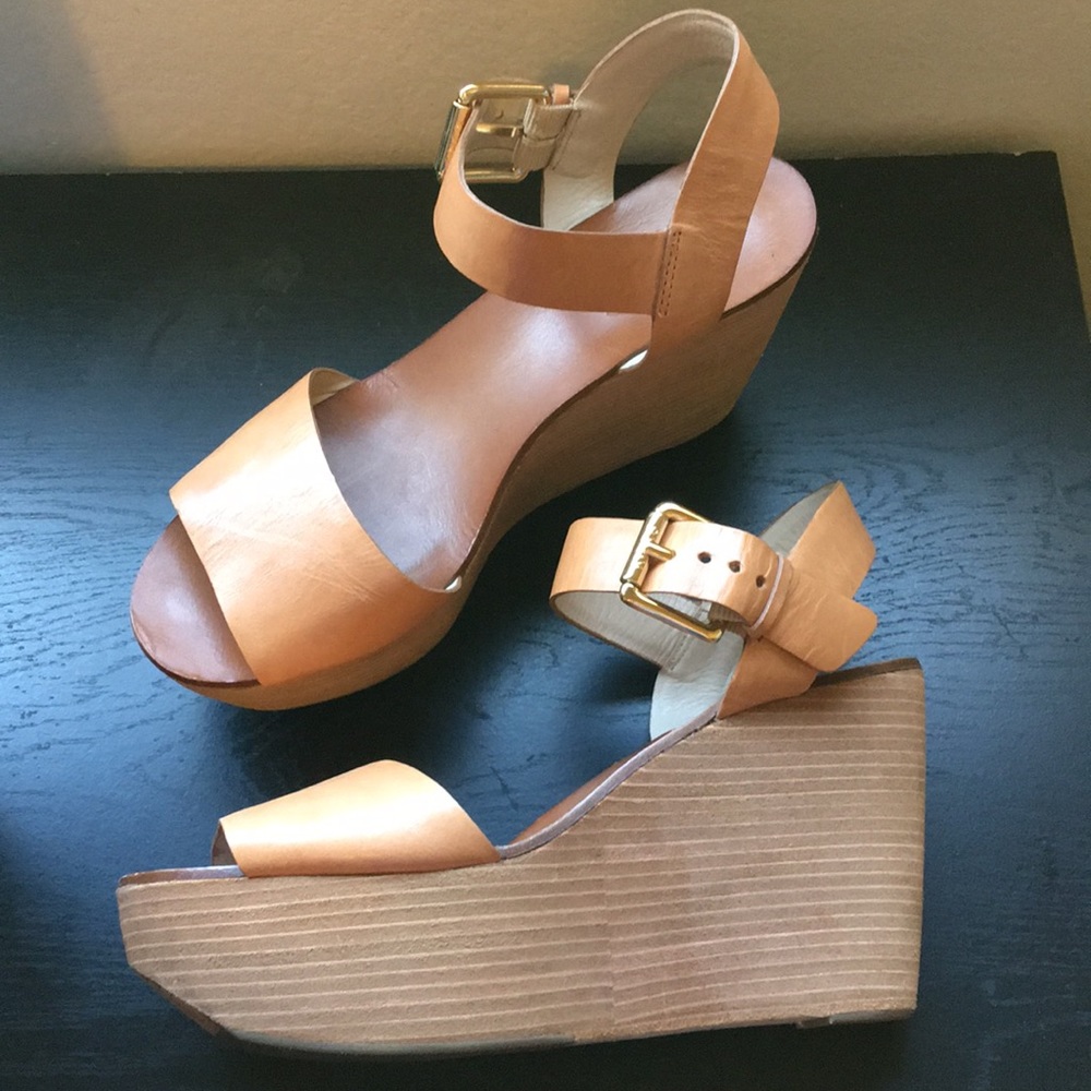 Michael Kors Leather & Wood Tan Wedges